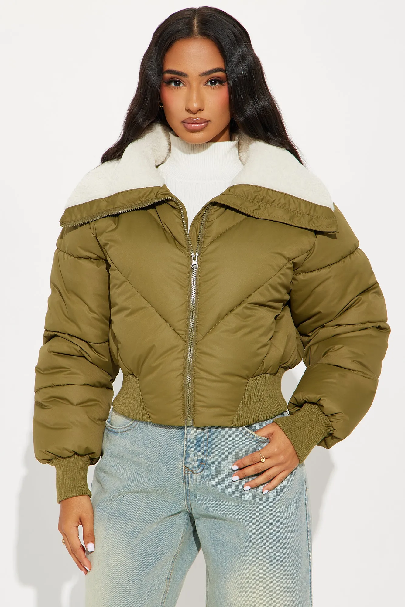 Akari Sherpa Collar Puffer Jacket - Olive