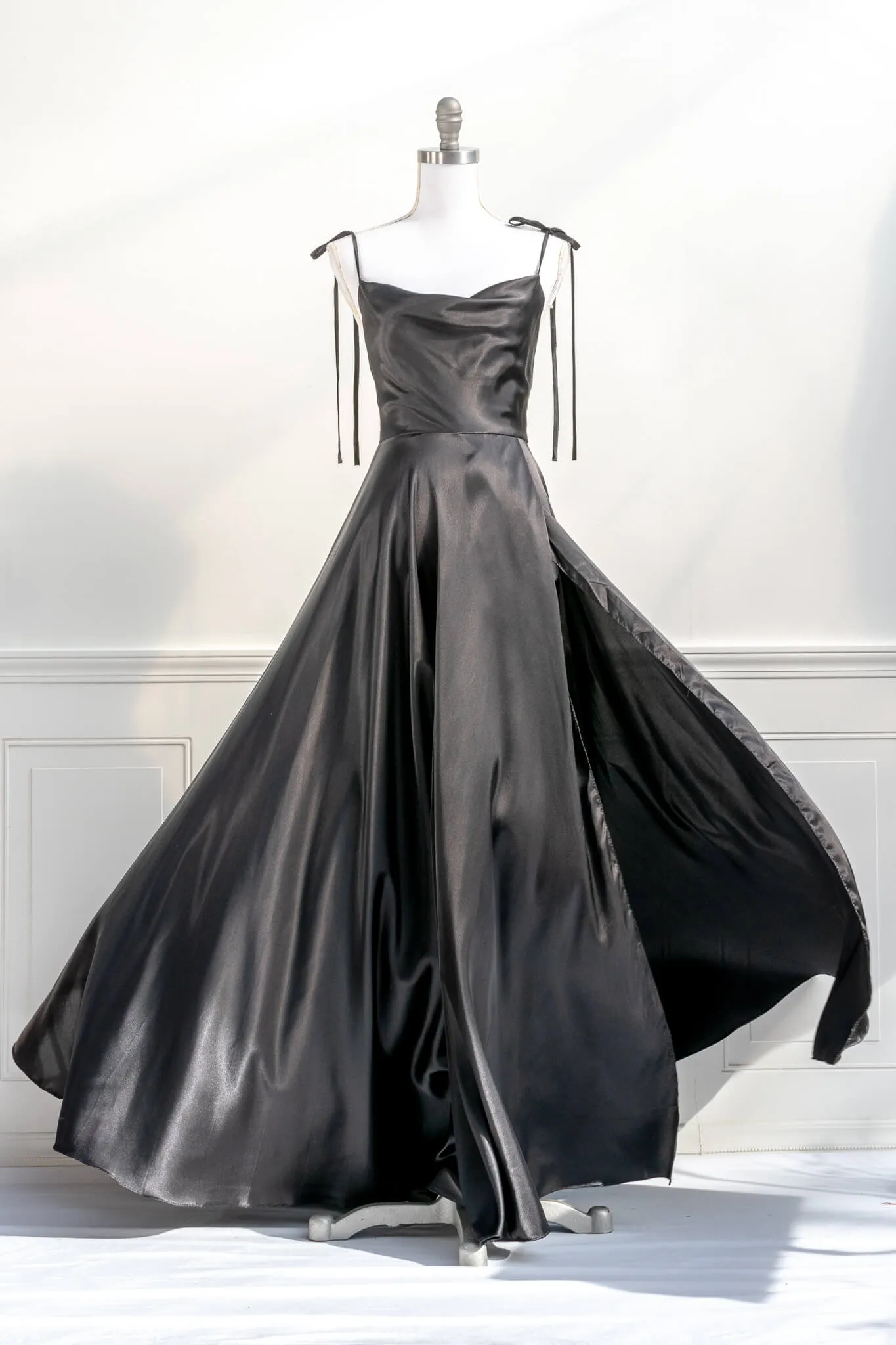 Aphrodite Dress - Black