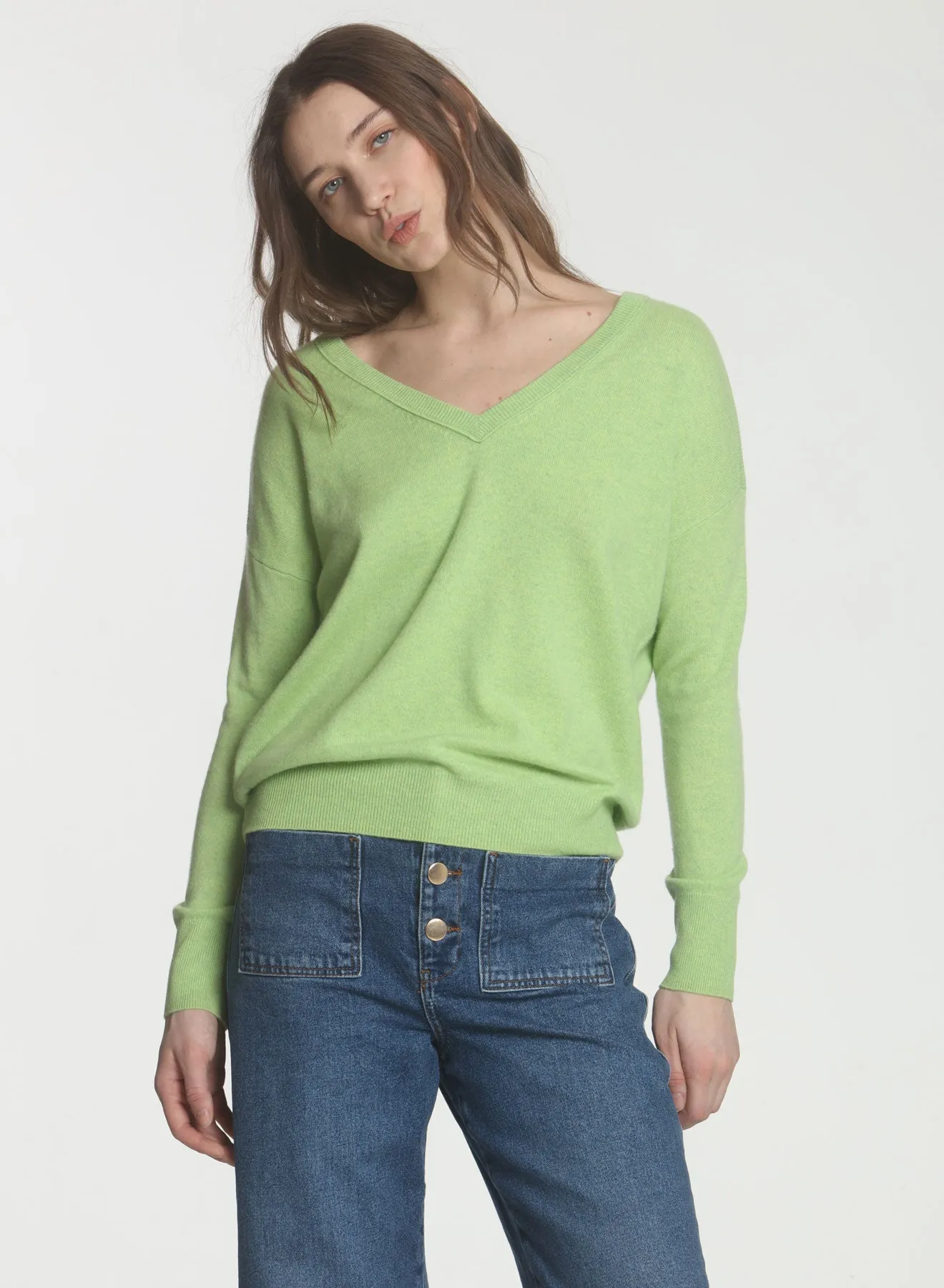 CORE Cashmere BF Vee - Lime