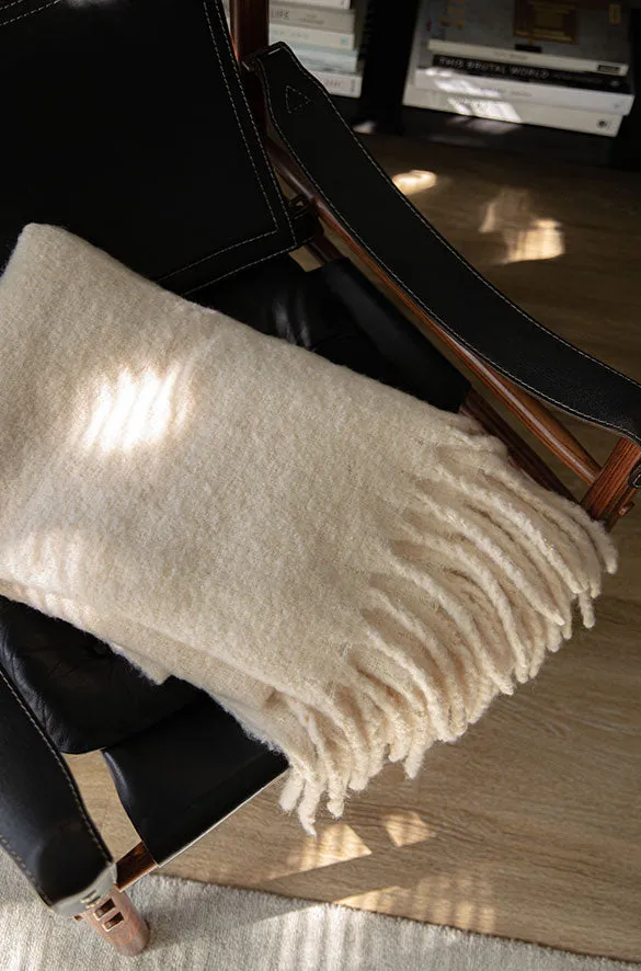 COZY WOOL BLEND THROW